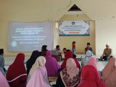 Rapat Sosialisasi Bersama Wali Murid